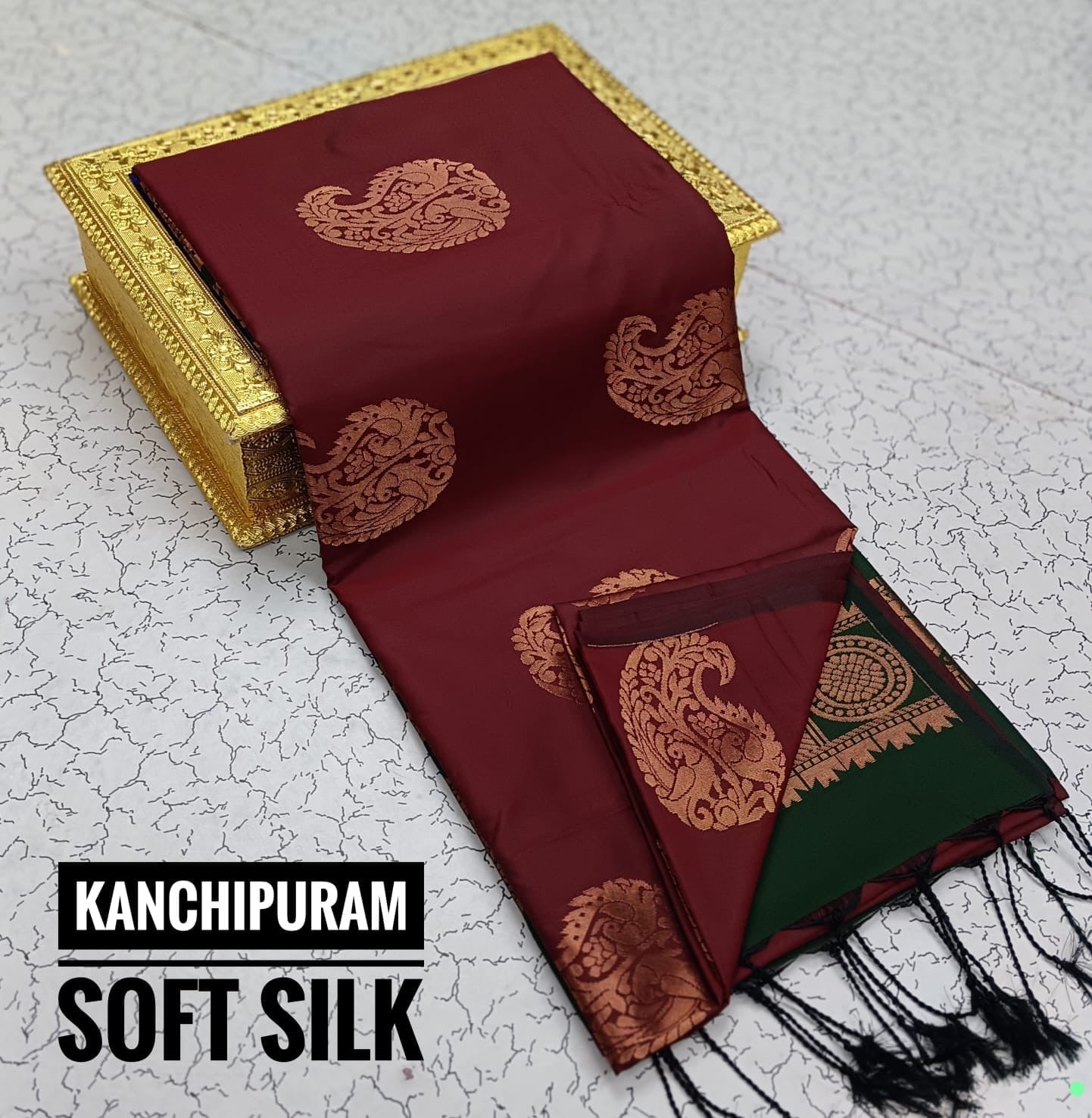Kanchipuram Soft Silk Saree – Dual Tone Elegance