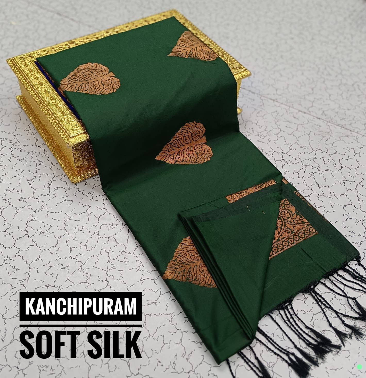 Kanchipuram Soft Silk Saree – Dual Tone Elegance