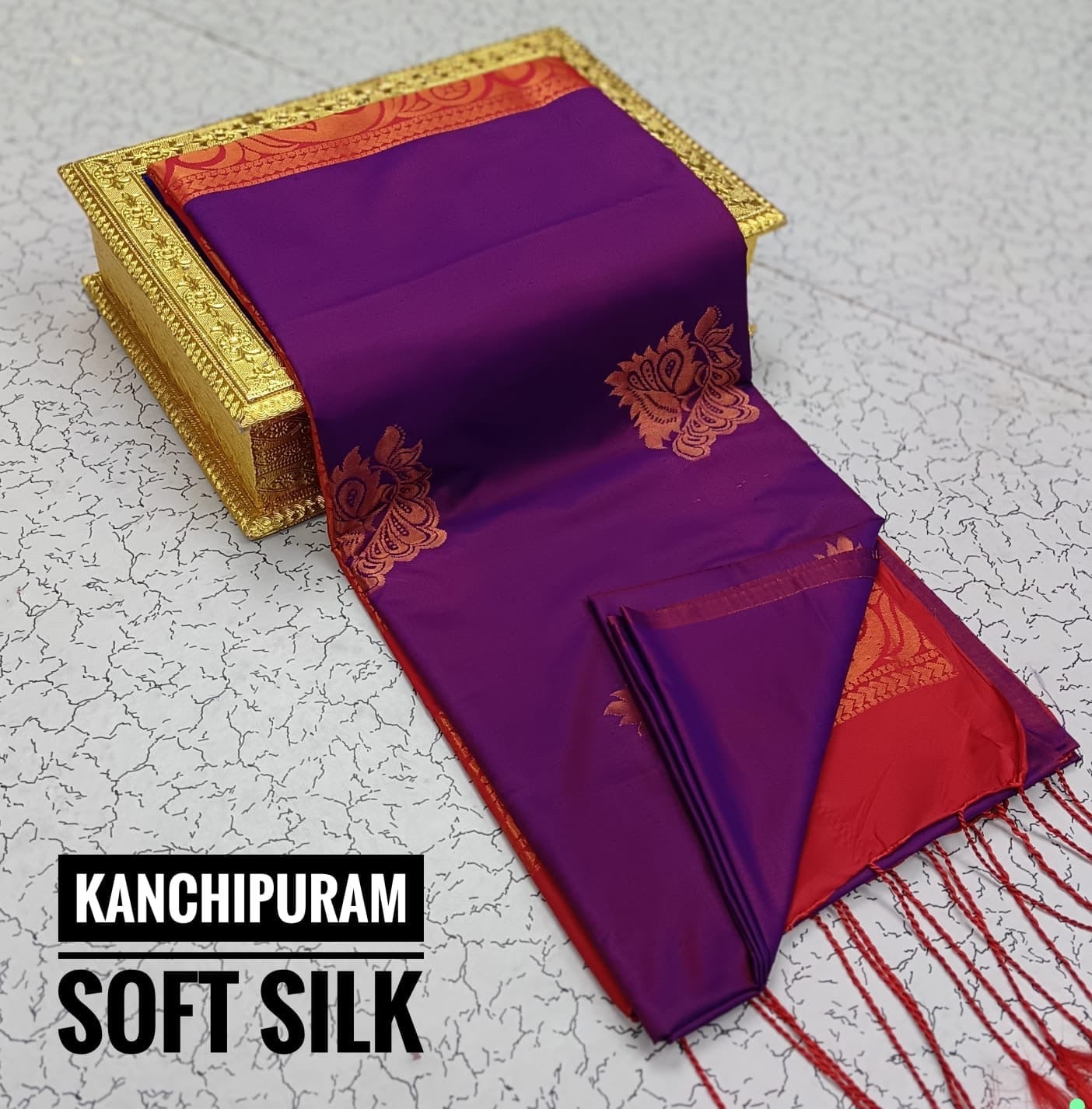 Kanchipuram Soft Silk Saree – Dual Tone Elegance