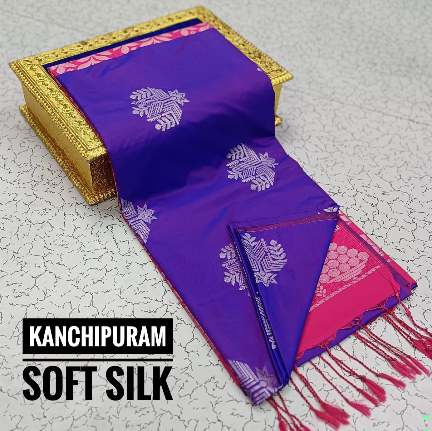 Kanchipuram Soft Silk Saree – Dual Tone Elegance
