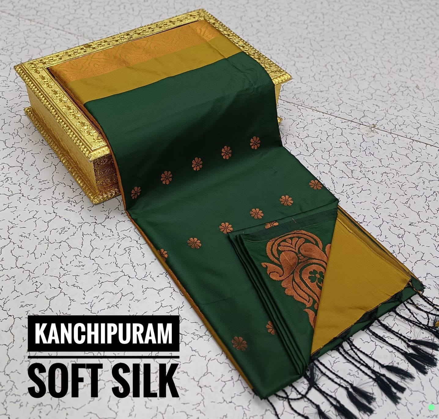 Kanchipuram Soft Silk Saree – Dual Tone Elegance