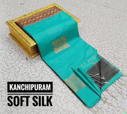 Kanchipuram Soft Silk Saree – Dual Tone Elegance
