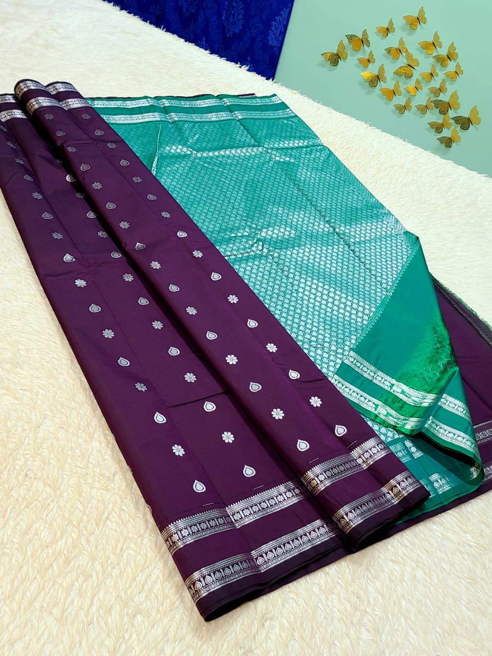 Kanchipuram silver Pattern All Over Buttas Soft Silk Sarees