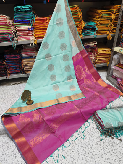 Soft Silk Beauty with Contrast Colors and Korvai Border