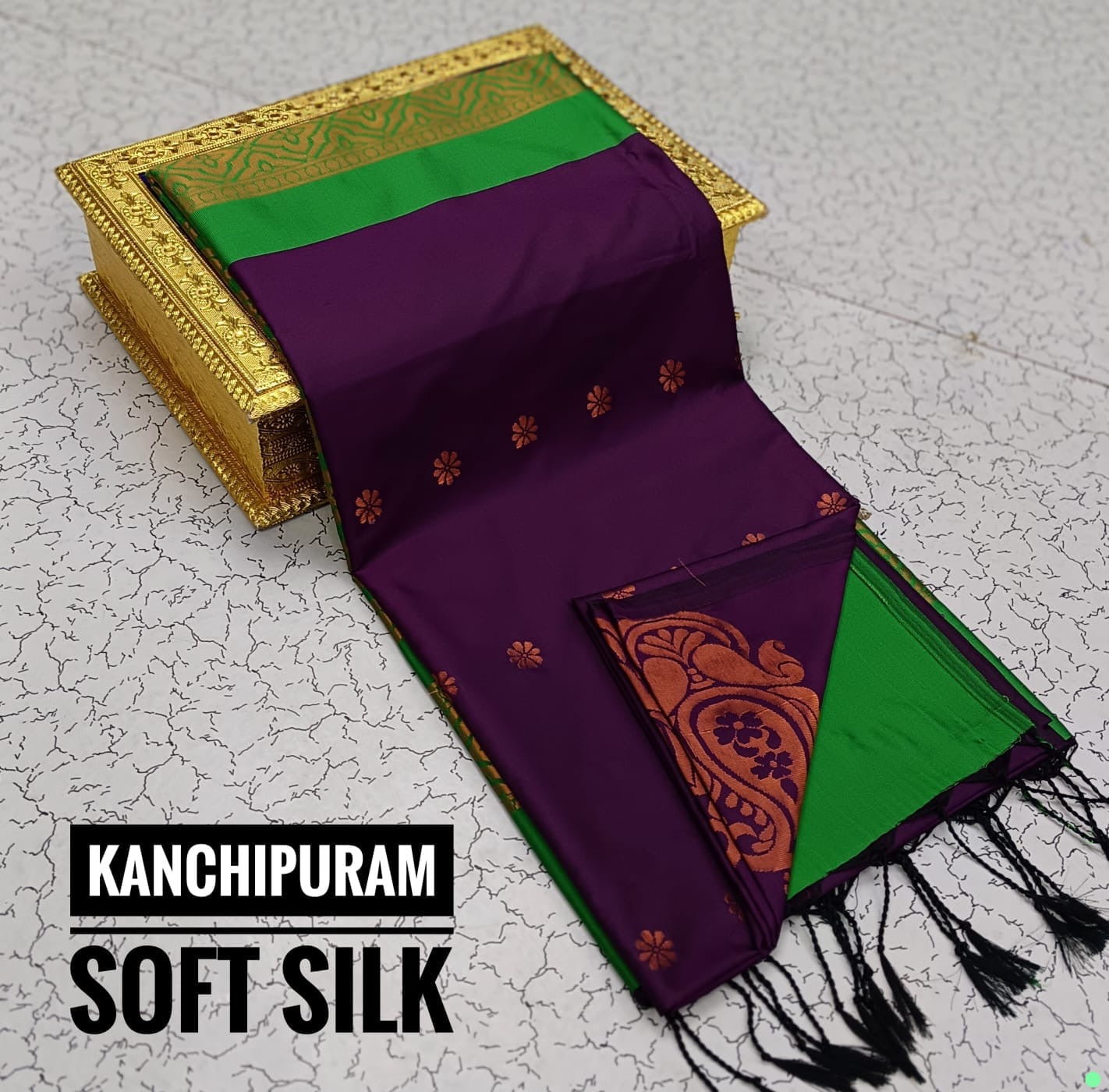 Kanchipuram Soft Silk Saree – Dual Tone Elegance