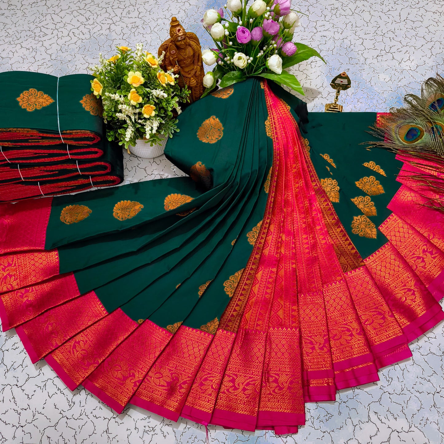 Exquisite Korvai Border Silk Saree with 1000 Butta Design – Timeless Elegance