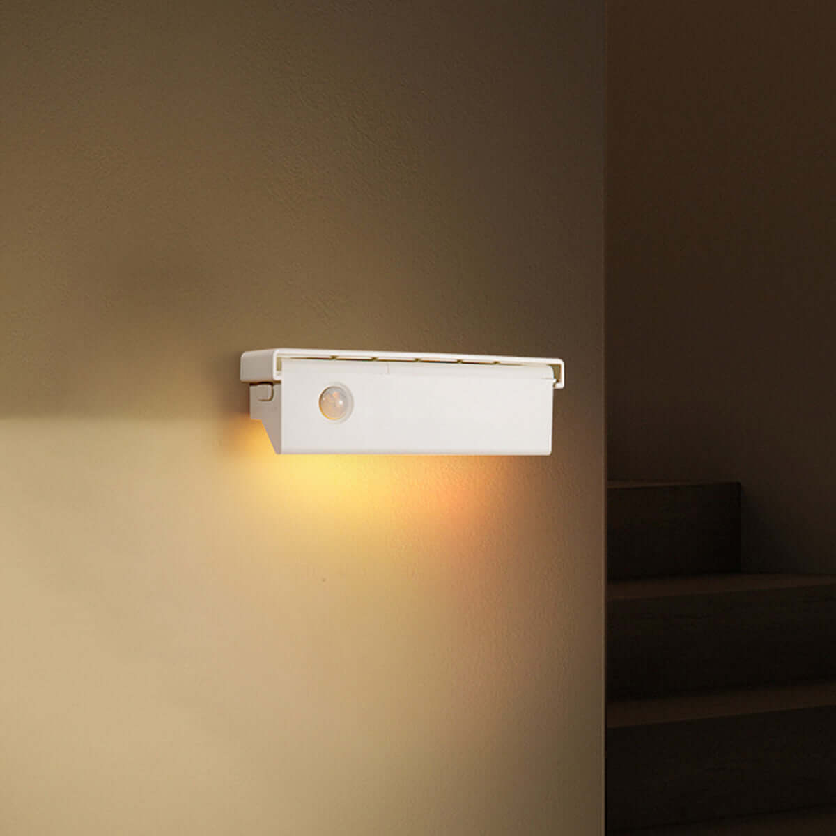 Smart Motion Magnetic Wall Light-0